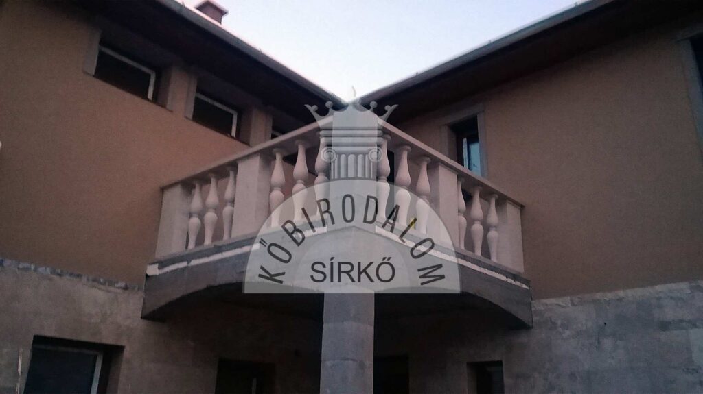 Mészkő korlát